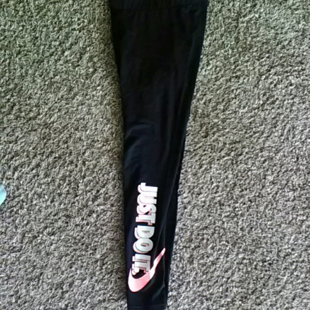 Nike leggings
